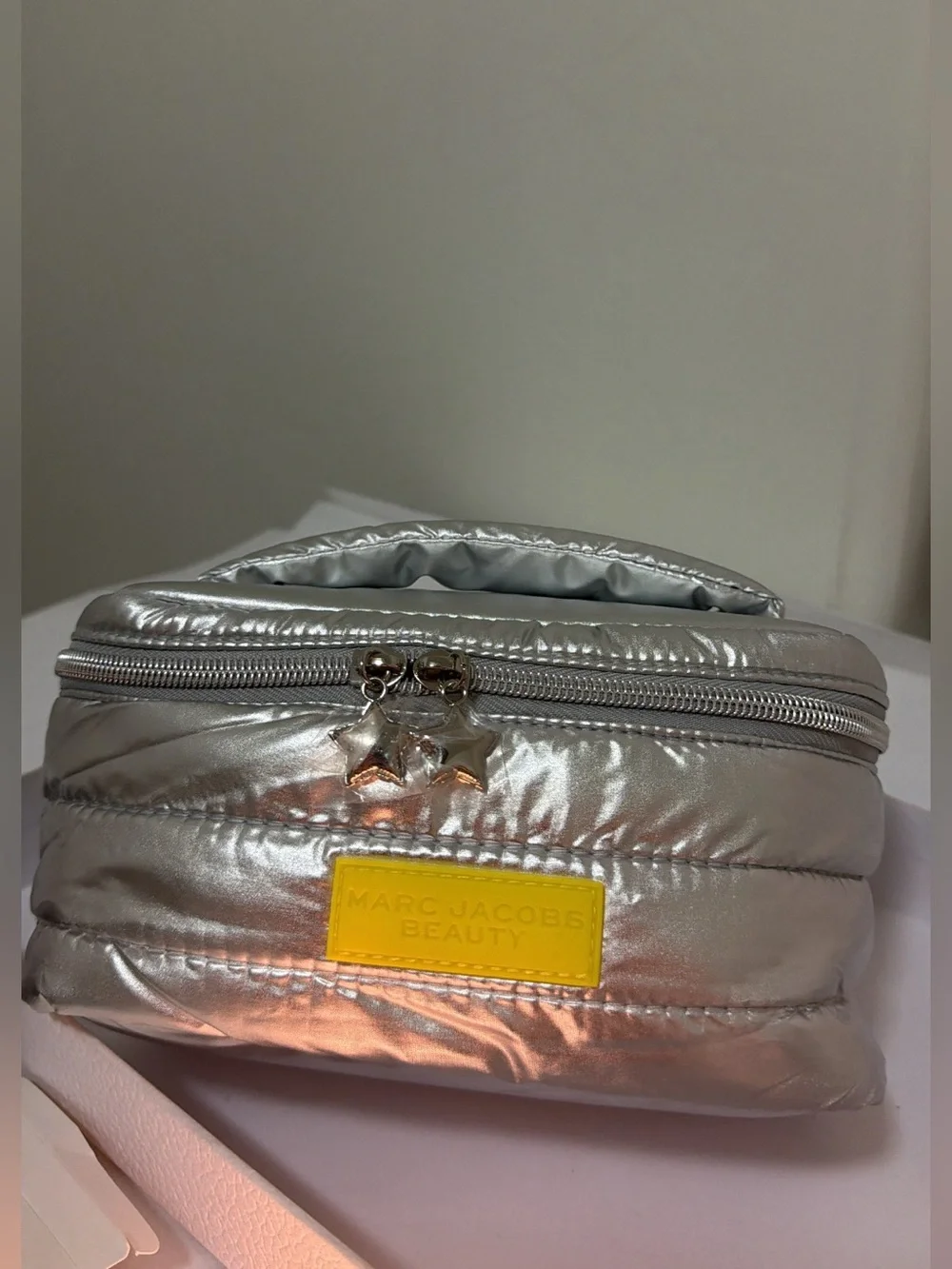 New,unused Small Marc Jacobs Beauty Metallic Silver Quilted Cosmetic Case